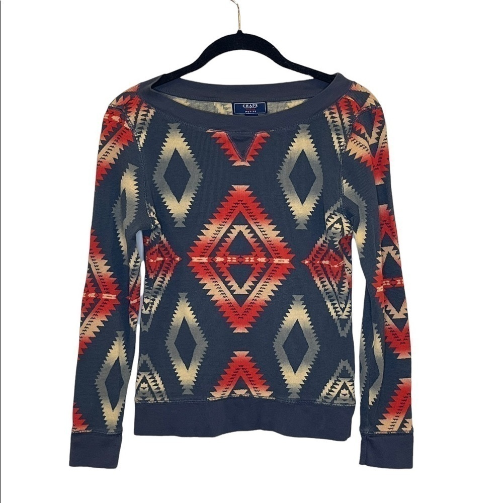 CHAPS Tribal Print Thermal Top‎
